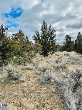 LAND - Prineville, OR
