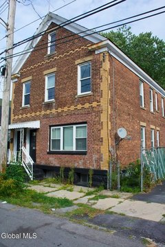 Two-Unit Duplex with Two-Bed Units