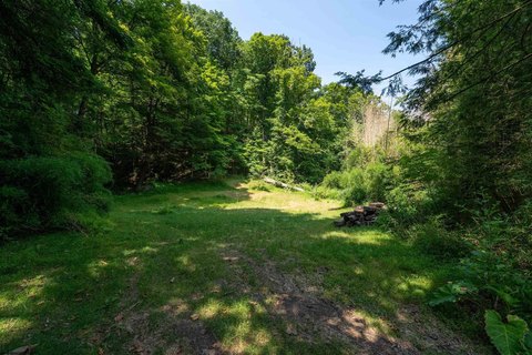 LAND - Morgantown, WV