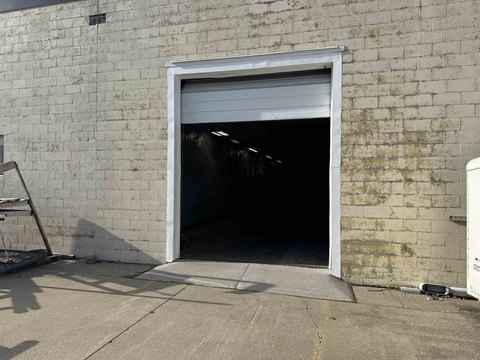 Spacious Heated Warehouse in Sioux City