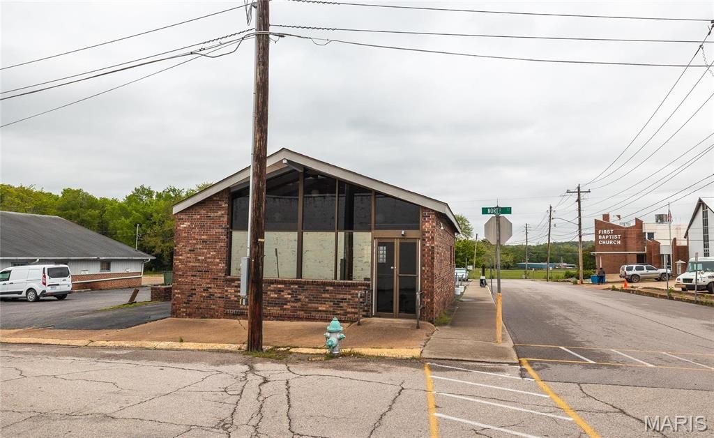 Waynesville Commercial Property with Drive-Through