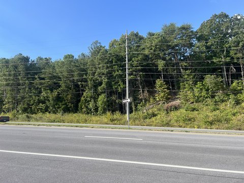 Land on South Lee Highway