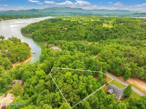 Lakefront Land in Dandridge, TN