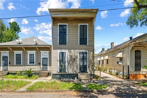 Historic Triplex in Treme