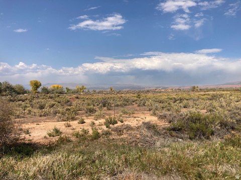 Land, Lapoint, UT