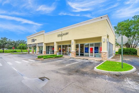 Medical-Adjacent Retail Outparcel