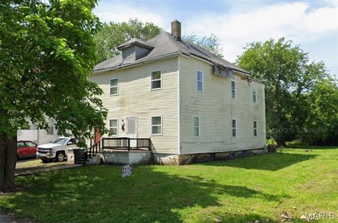 Two-Unit Income Duplex with Bonus Lot