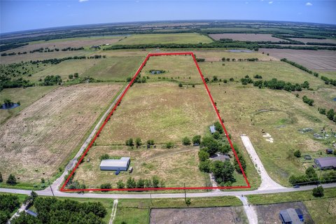 Agricultural Land with Horse Barn