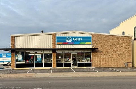 Versatile Commercial Property in Fort Smith