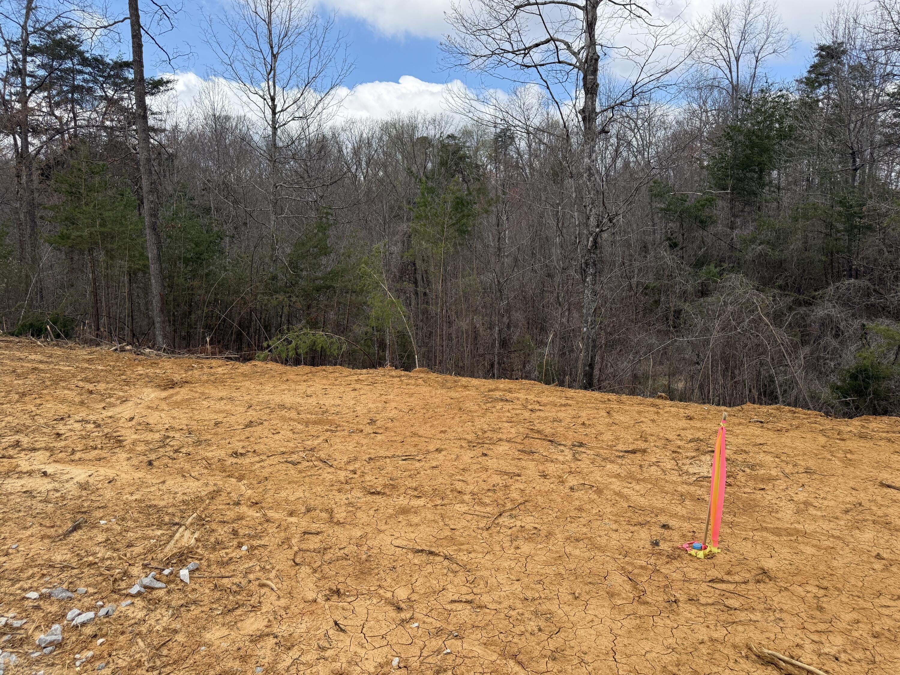 Unrestricted Lot Near Lake Cumberland
