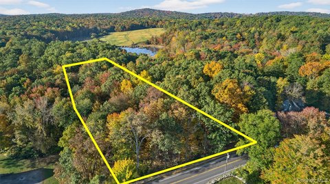 2.1 Acres in Highland, NY