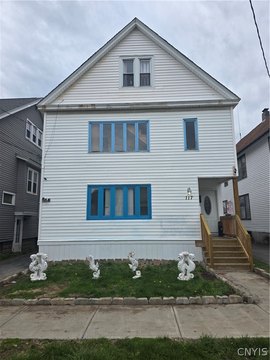 East Utica Multi-Family Home