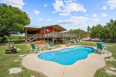 Turnkey Country Cabin Rental Retreat