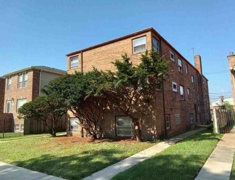Six-Unit Apartment Building