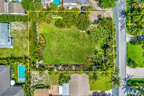 West Palm Beach Sprawling Lot