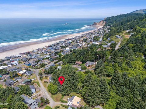 LAND - Lincoln City, OR