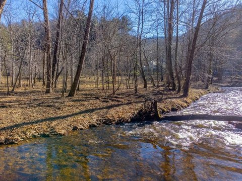 Unrestricted Land with Creek Frontage