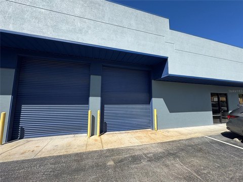Flex Space With Grade Doors