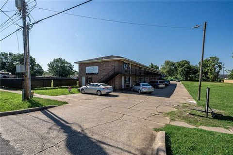 Updated Multifamily Property in Fort Smith