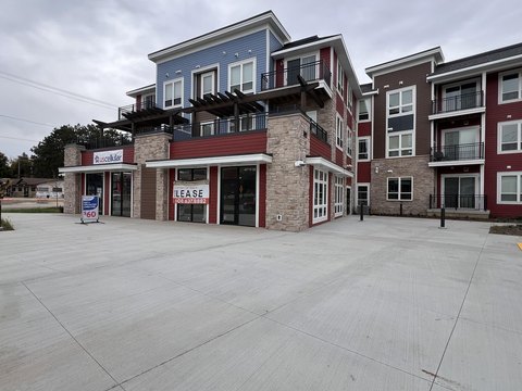 Viroqua Commercial Space with Patio