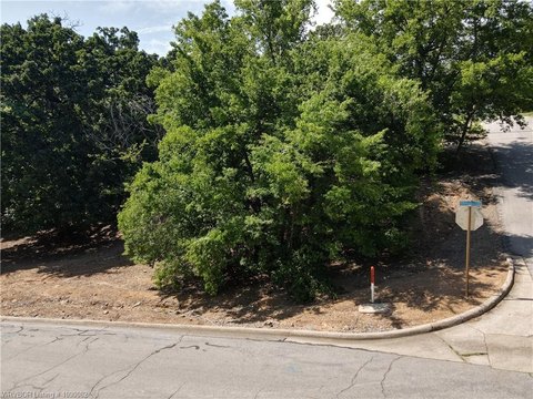 LAND - Fort Smith, AR
