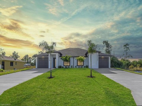 Income-Producing Duplex in Lehigh Acres