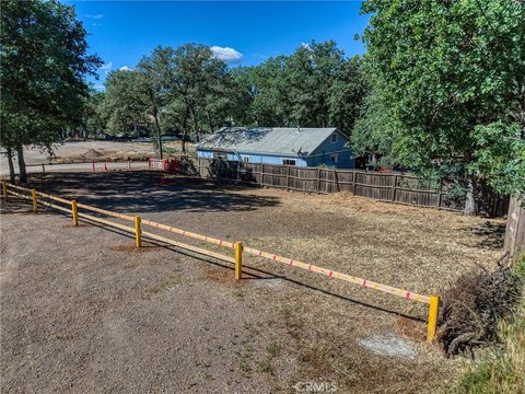 Residential Lot in Clearlake, CA