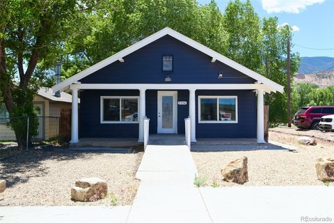 Versatile Office/Retail Bungalow