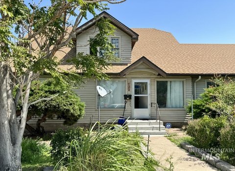 Buhl Duplex with Workshop