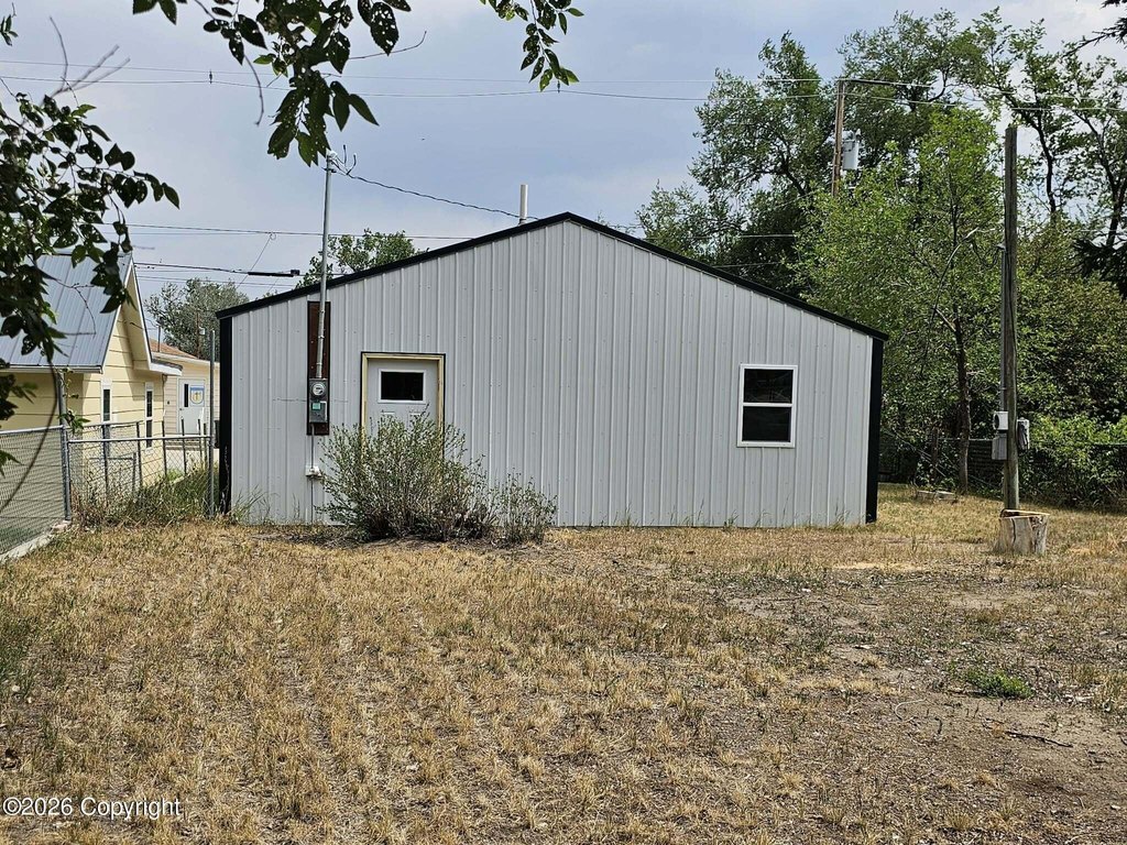 Picture 4