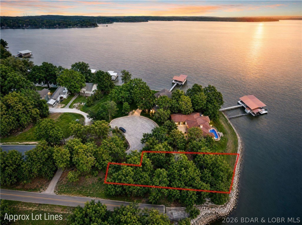 Waterfront Lot in Sunrise Beach