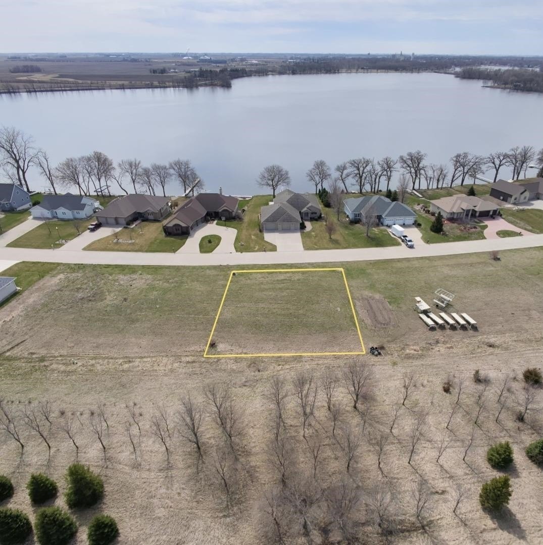 Emmetsburg Land Near Five Island