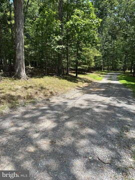 LAND - HEDGESVILLE, WV