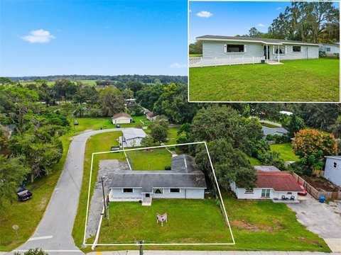 Retail Building with Variety Store