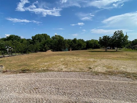 Residential Land in Sulphur, OK
