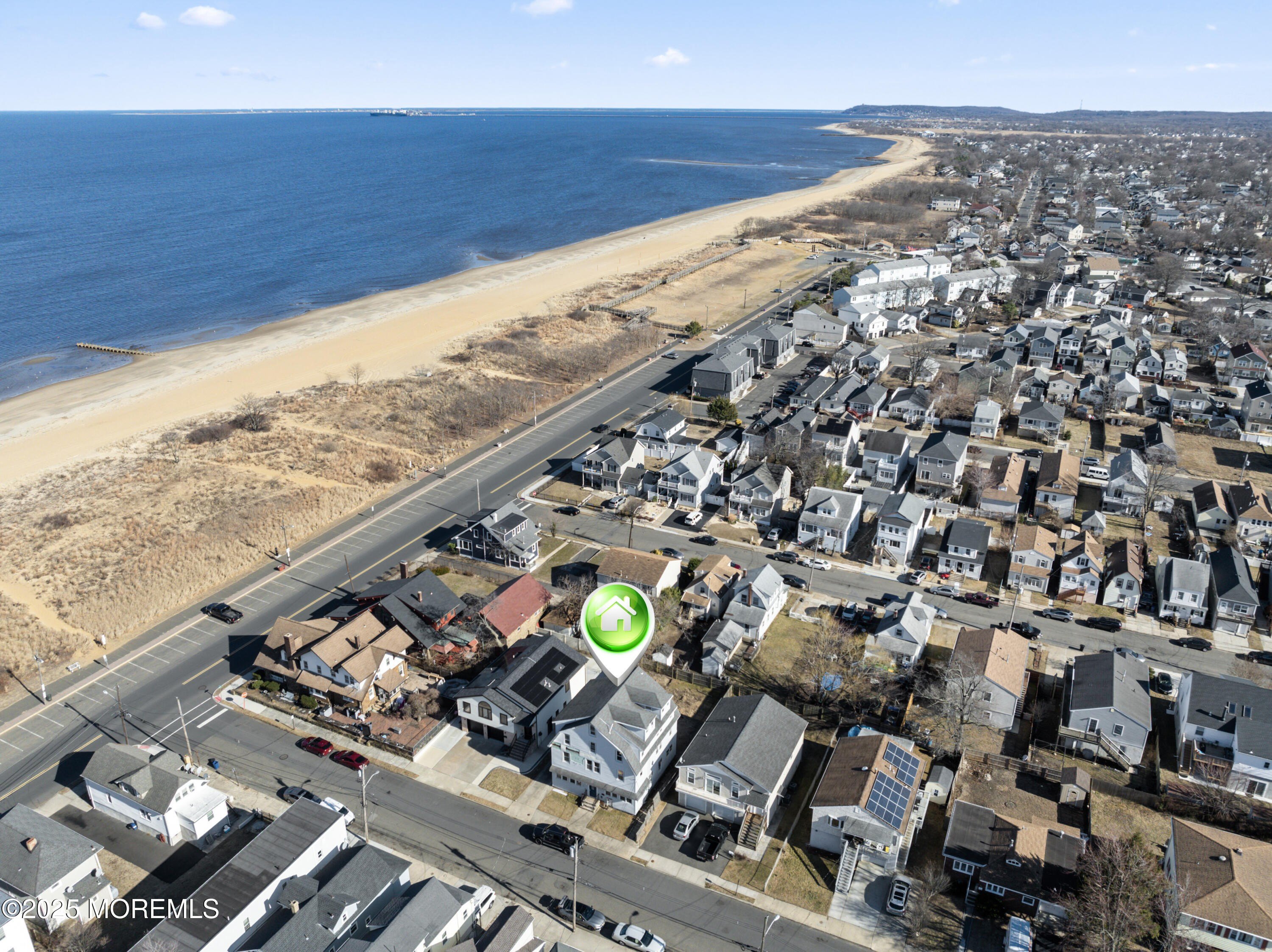 Oversized Lot Near Beach