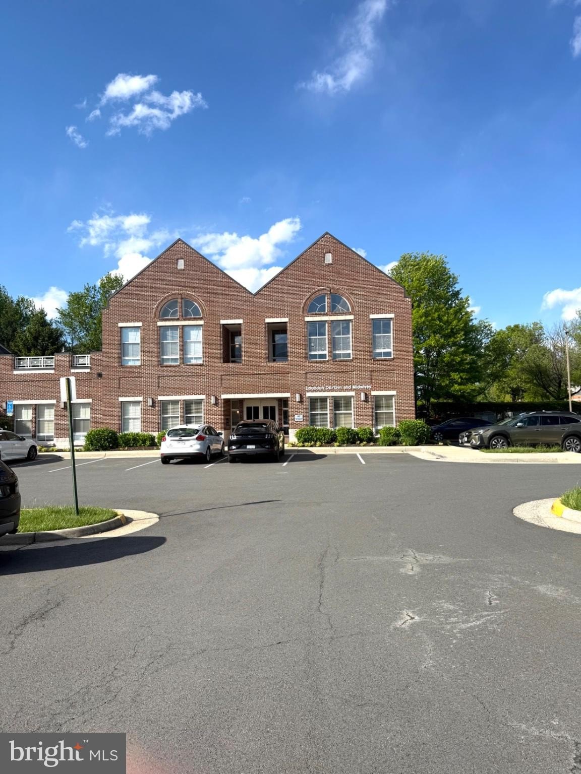 Sterling Office Unit For Sale