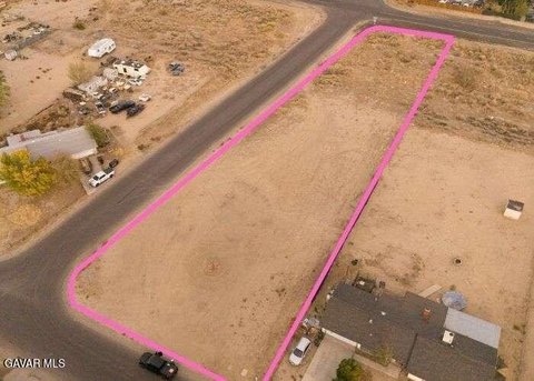 Land in Lancaster, CA