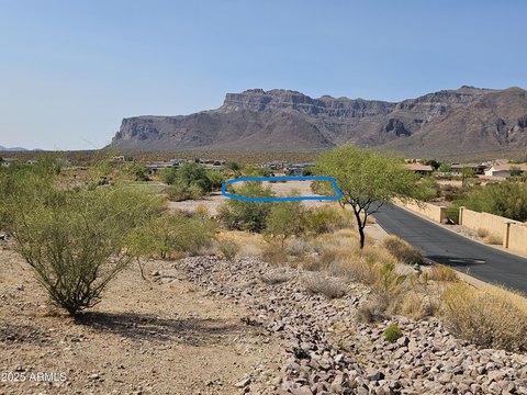 Residential Land in Gold Canyon