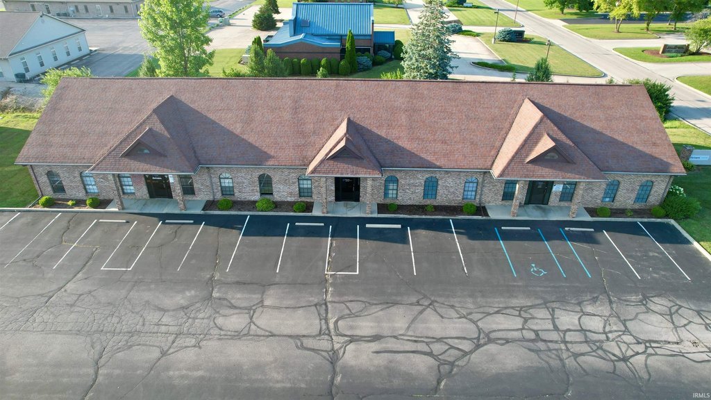 3621 N Everbrook Ln, Muncie, IN 47304
