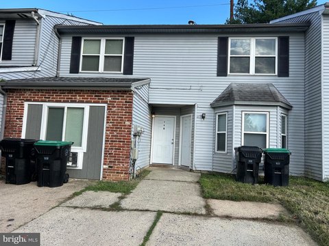 Two-Unit Duplex With Yard