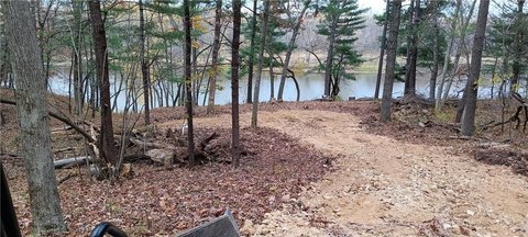 Riverfront Land in Driftless Area