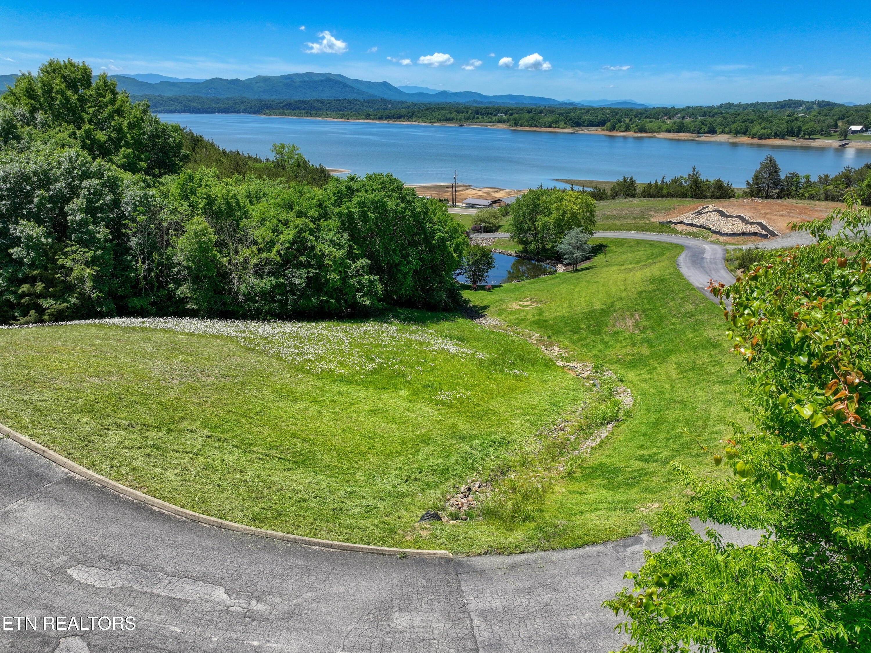 Lakeview Lot in Newport, TN