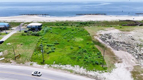 Land, Grand Isle, LA