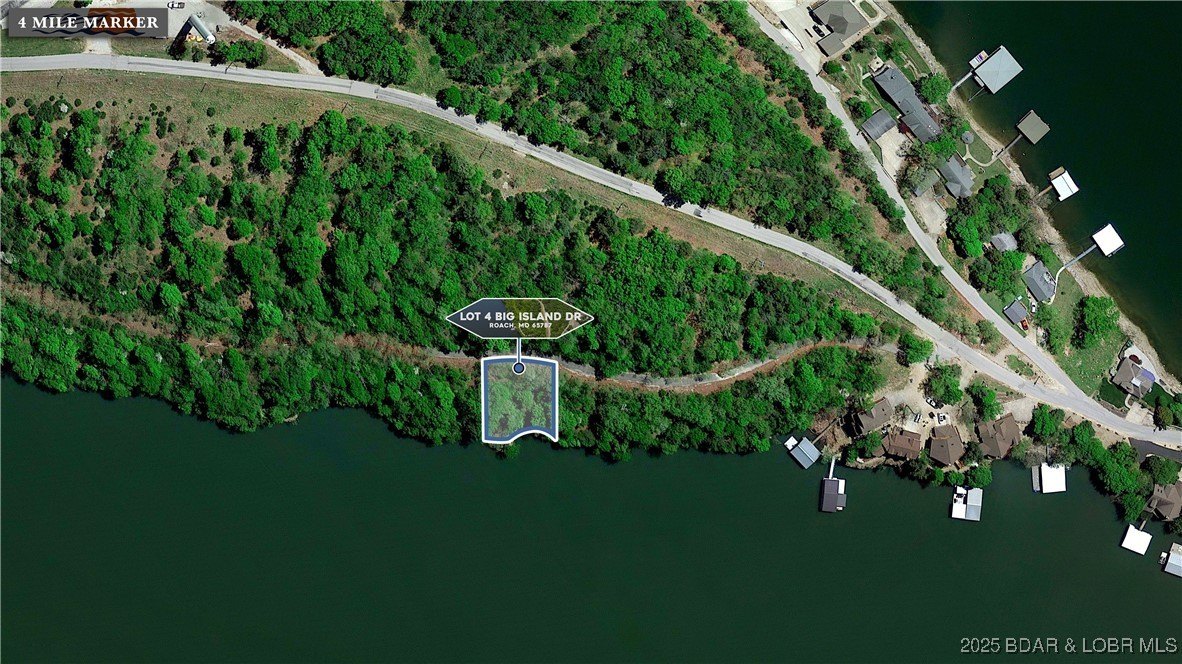 Lakefront Lot in Big Island