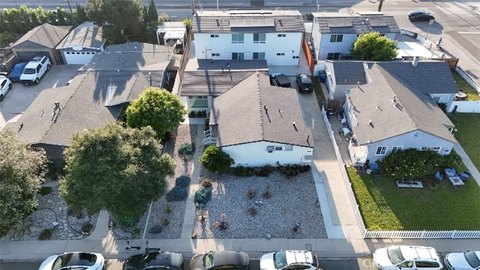 Los Angeles Quadruplex Investment Opportunity
