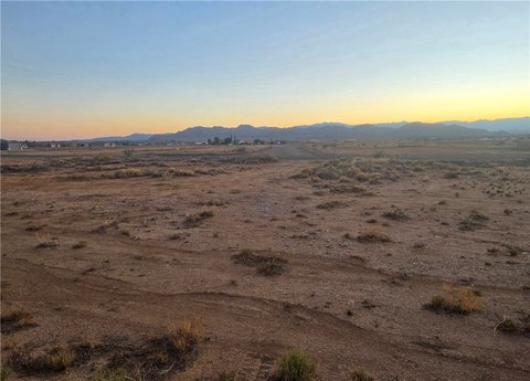 LAND - Kingman, AZ
