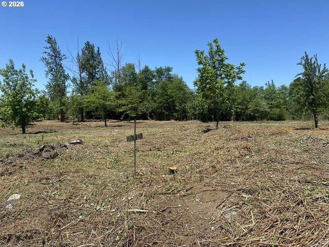 Land, Eugene, OR