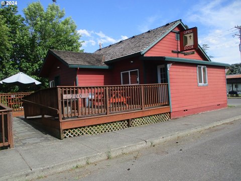 Charming Commercial Building by Creek