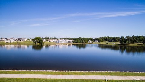 Lakefront Lot in The Waters